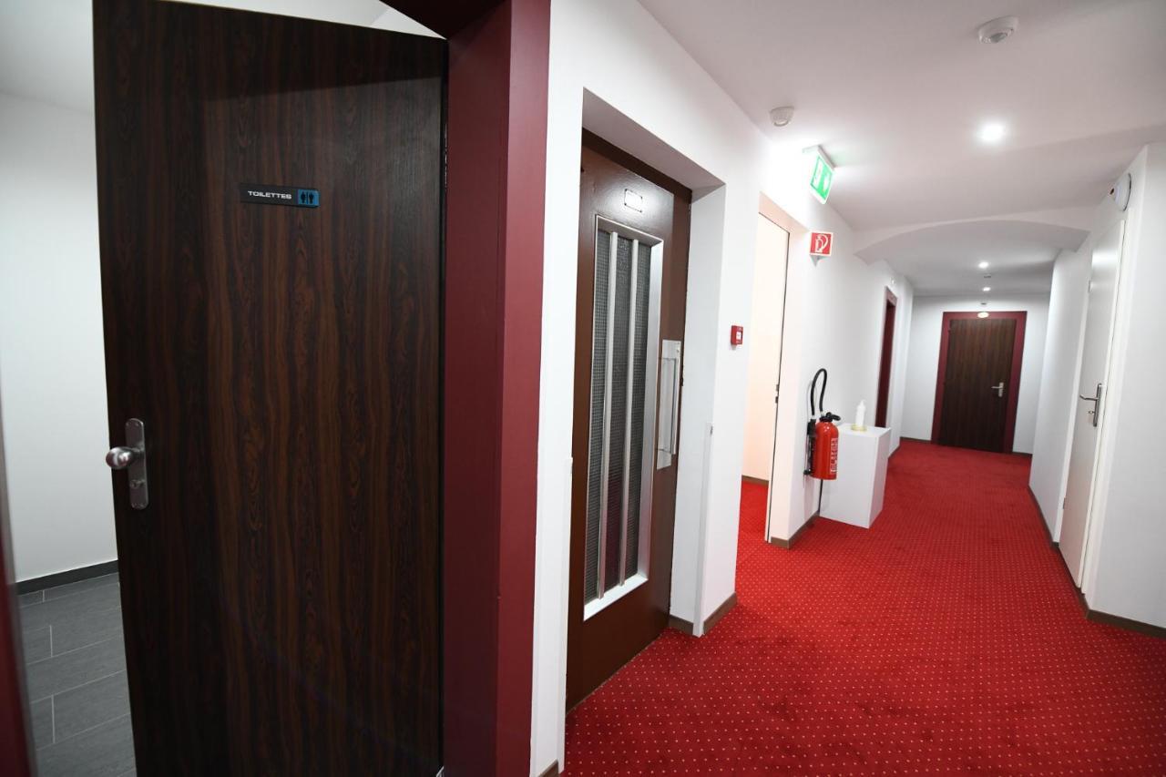 Hotel De France La Chaux De Fonds Eksteriør billede